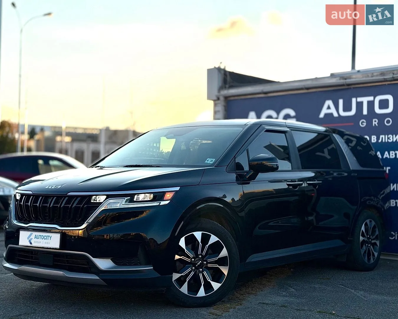 2023 Kia Carnival - мініатюра 4