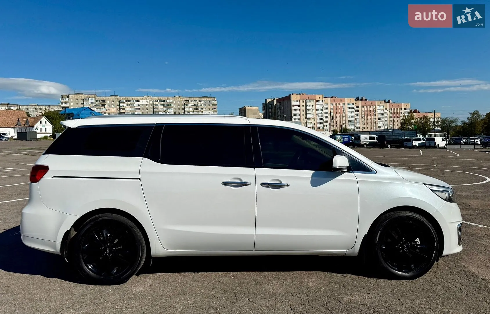 2018 Kia Carnival - мініатюра 8