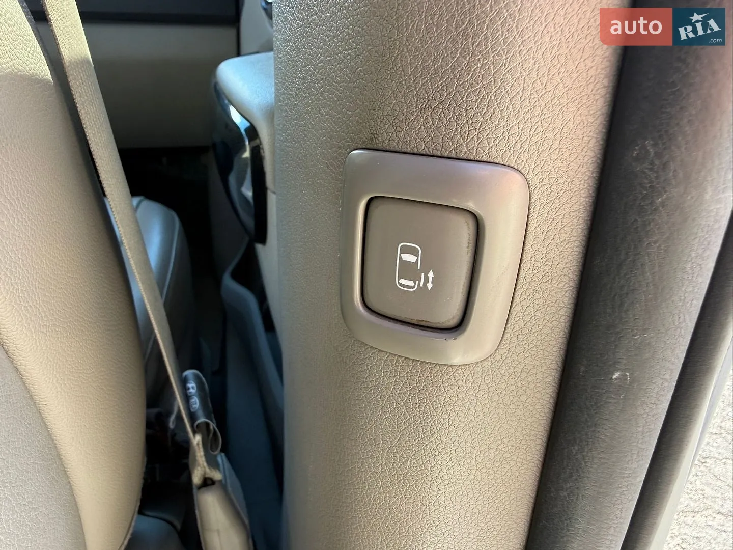 2018 Kia Carnival - мініатюра 52