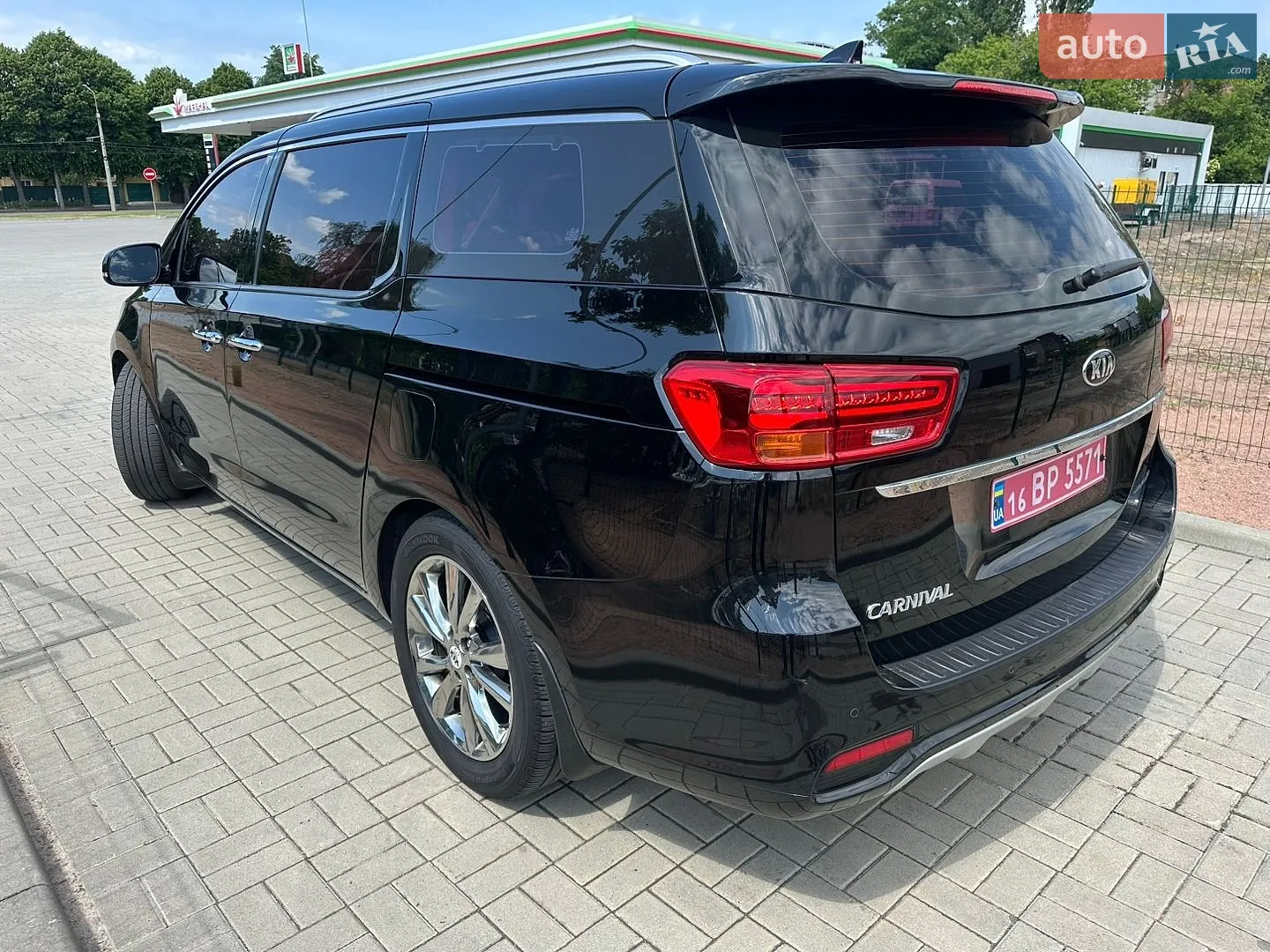 2018 Kia Carnival - мініатюра 10
