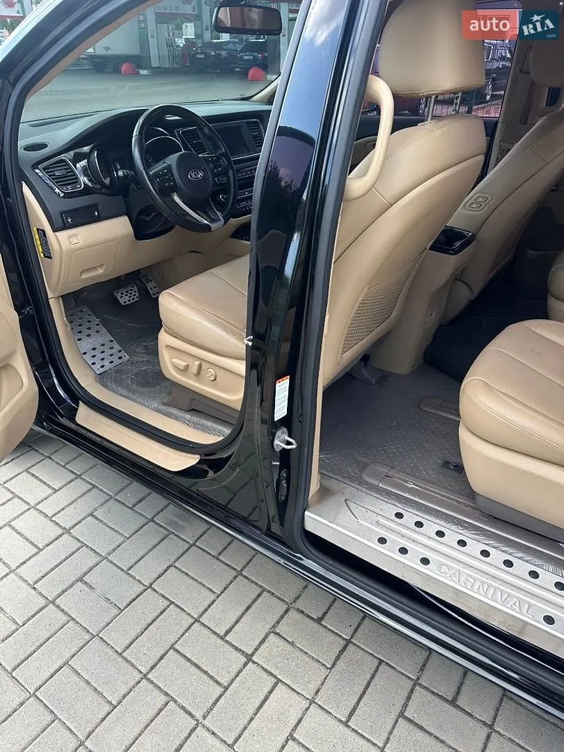2018 Kia Carnival - мініатюра 35