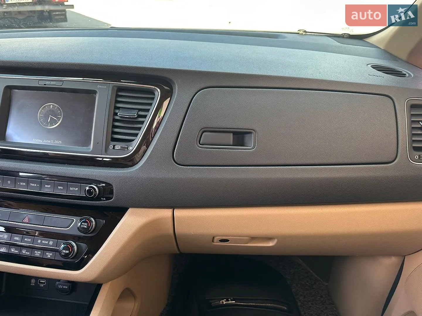 2018 Kia Carnival - мініатюра 63