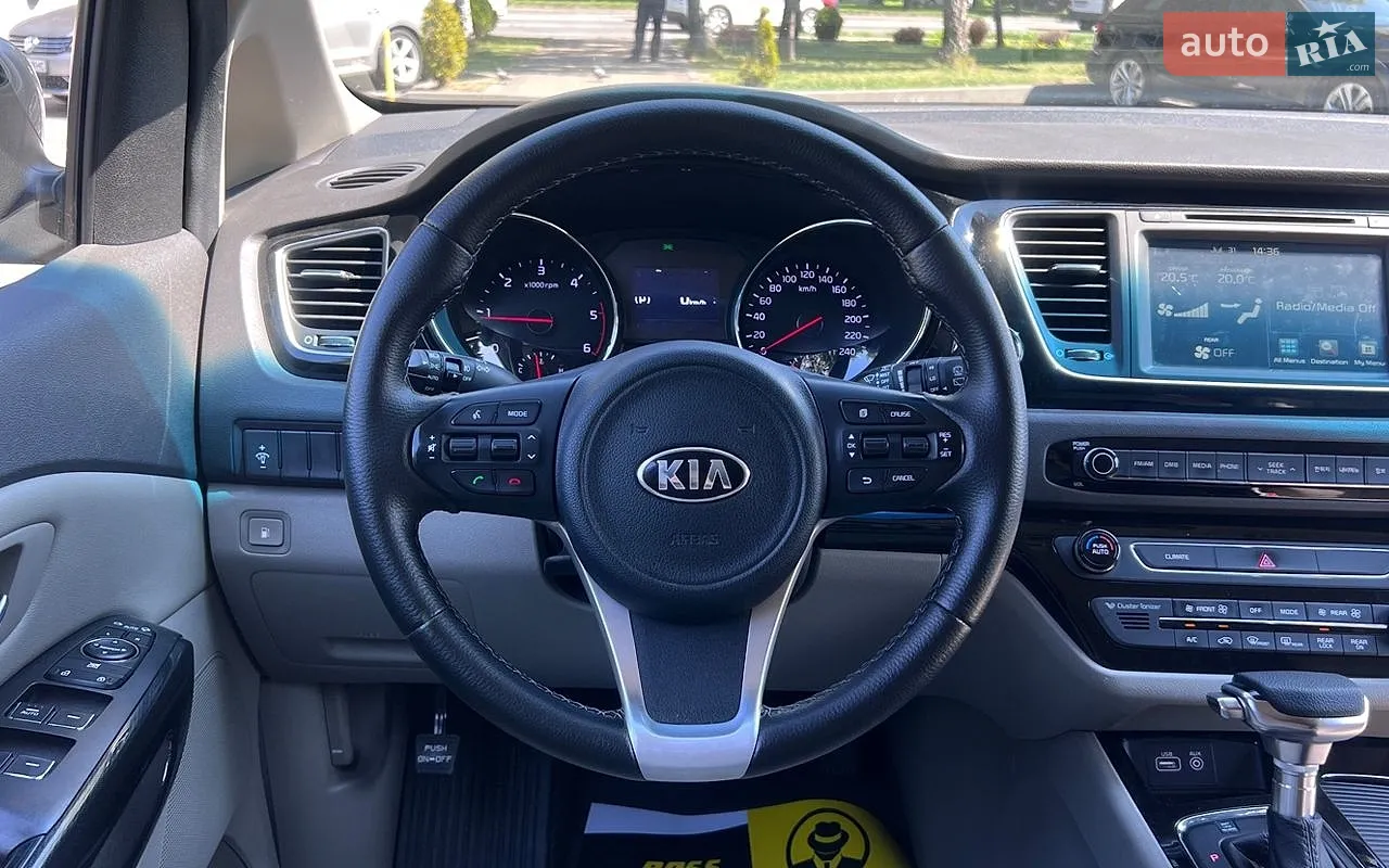 2015 Kia Carnival - мініатюра 10