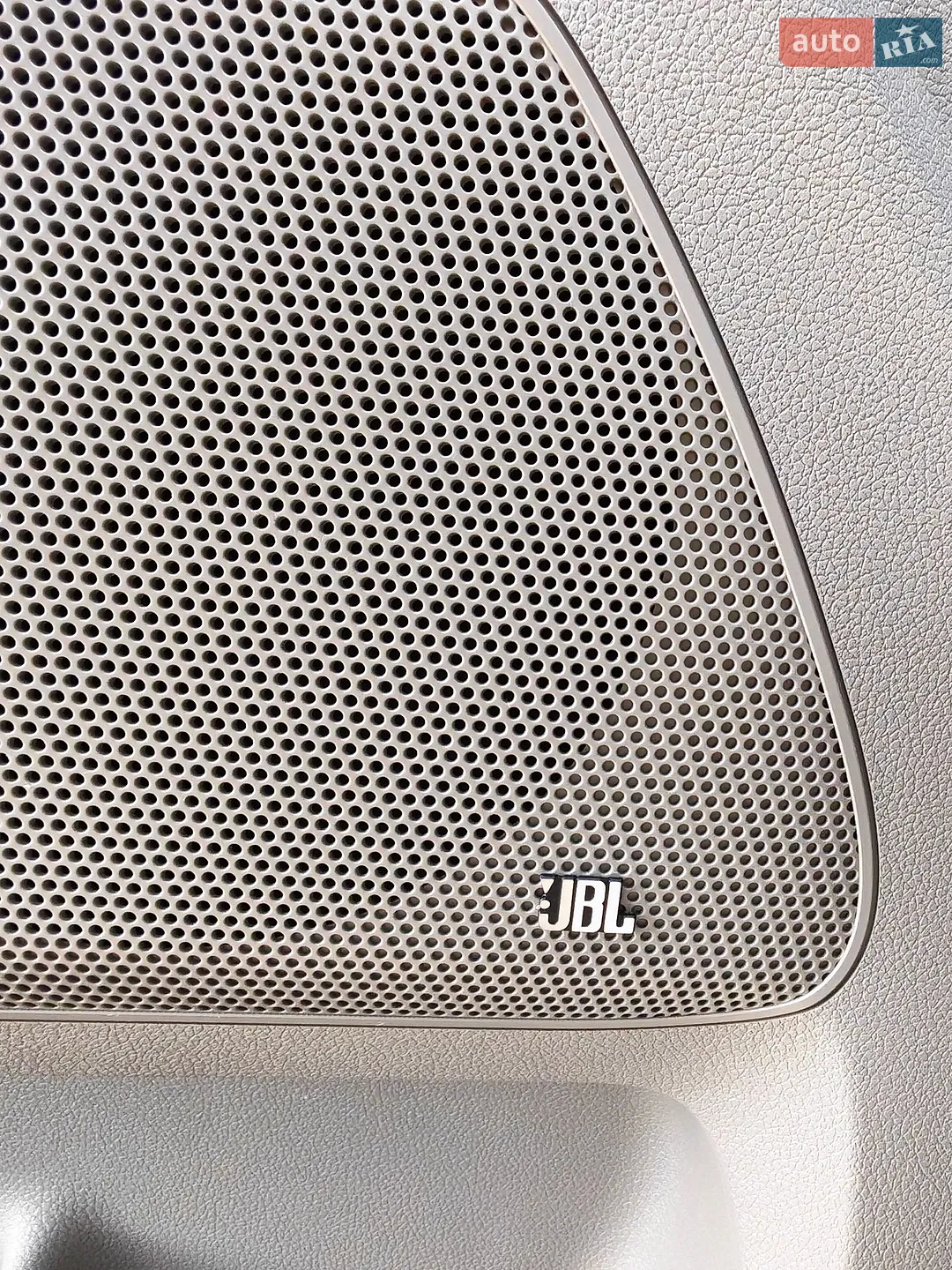 2016 Kia Carnival - мініатюра 44