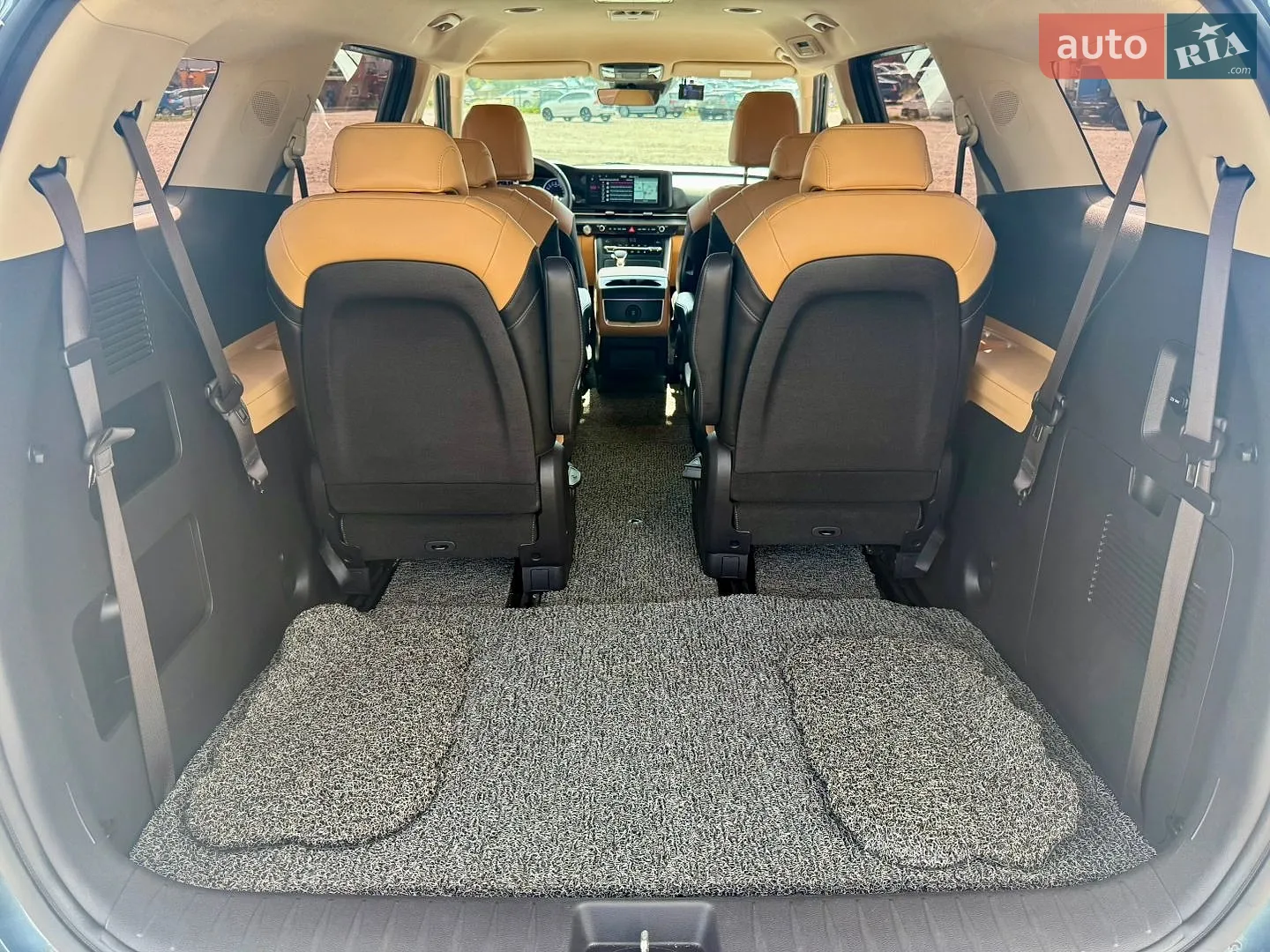 2022 Kia Carnival - мініатюра 26