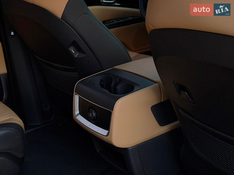 Мінівен Kia Carnival 2022 в Ірпені