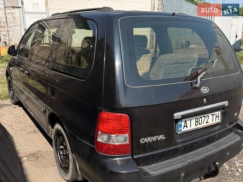 Kia Carnival 2003