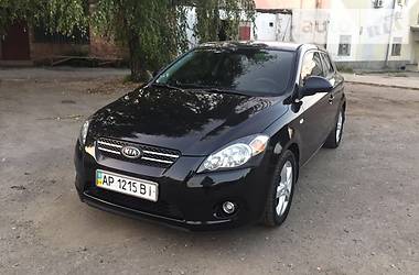 Купе Kia Ceed 2008 в Днепре