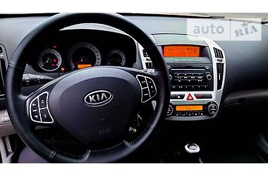 Хэтчбек Kia Ceed 2008 в Кропивницком