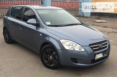 Хэтчбек Kia Ceed 2008 в Львове