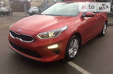 Хэтчбек Kia Ceed 2019 в Ровно