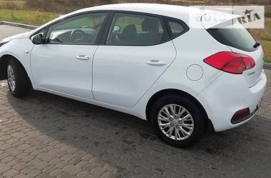 Хэтчбек Kia Ceed 2013 в Городке