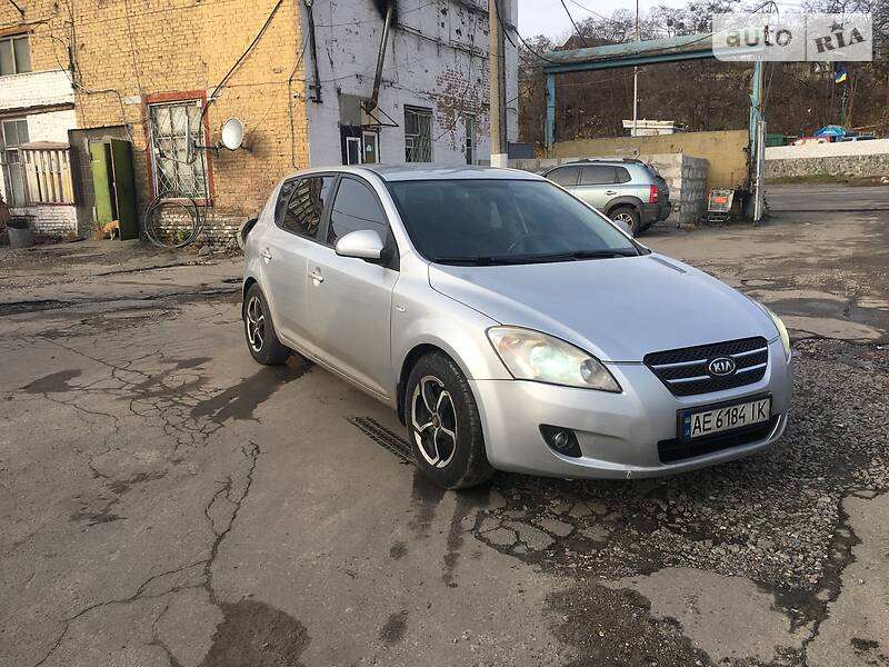 Хетчбек Kia Ceed 2007 в Києві