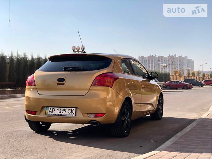 Хетчбек Kia Ceed 2008 в Києві