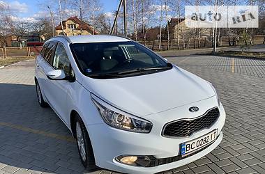 Універсал Kia Ceed 2013 в 