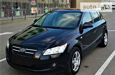 Хэтчбек Kia Ceed 2007 в Киеве