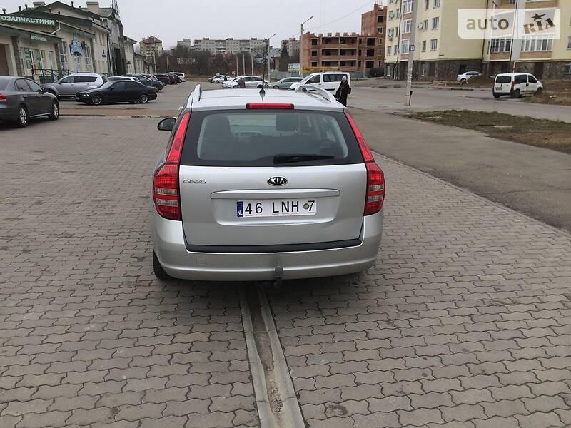 Універсал Kia Ceed 2008 в Стрию