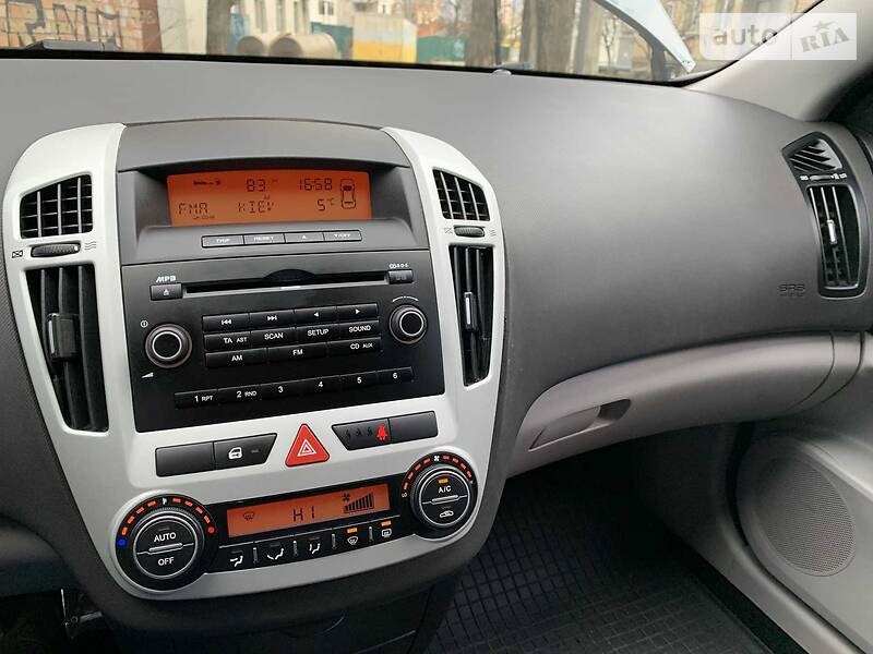 Хэтчбек Kia Ceed 2008 в Киеве фото 14 Хэтчбек Kia Ceed 2008 в Киеве