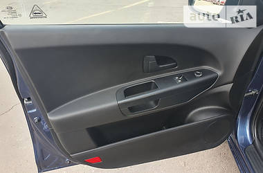 Универсал Kia Ceed 2010 в 