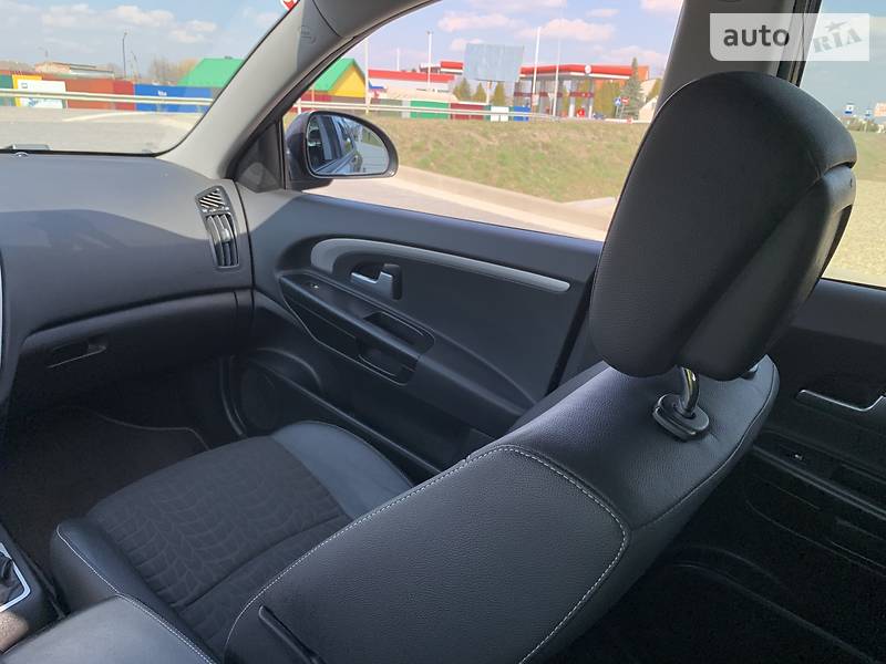 Універсал Kia Ceed 2009 в Стрию фото 78 Універсал Kia Ceed 2009 в Стрию