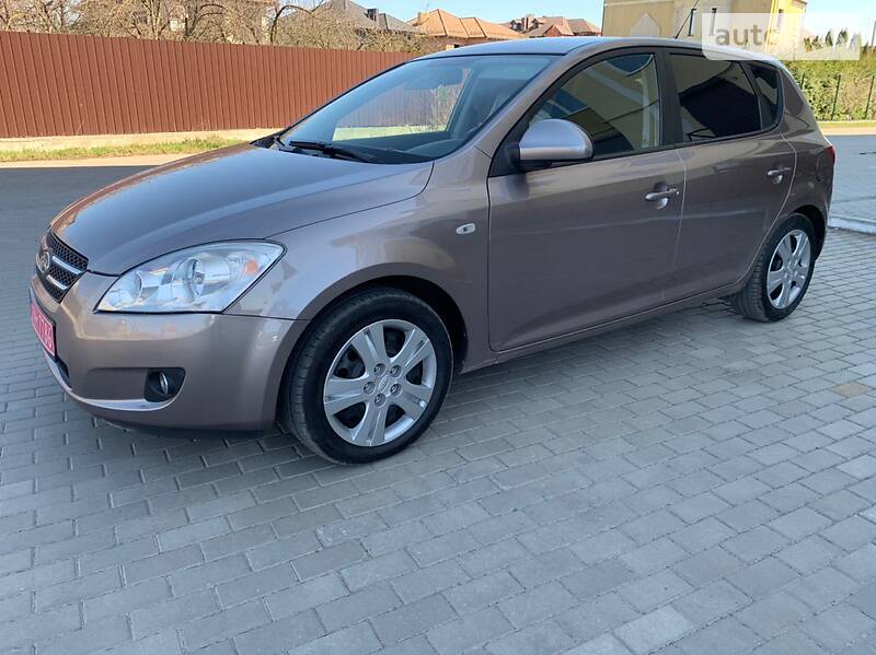 Хетчбек Kia Ceed 2007 в Луцьку