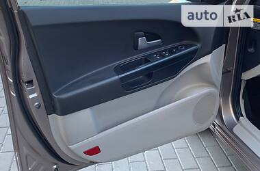 Хэтчбек Kia Ceed 2007 в 