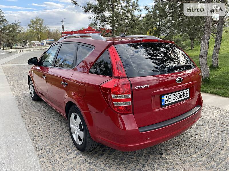 Універсал Kia Ceed 2008 в Дніпрі
