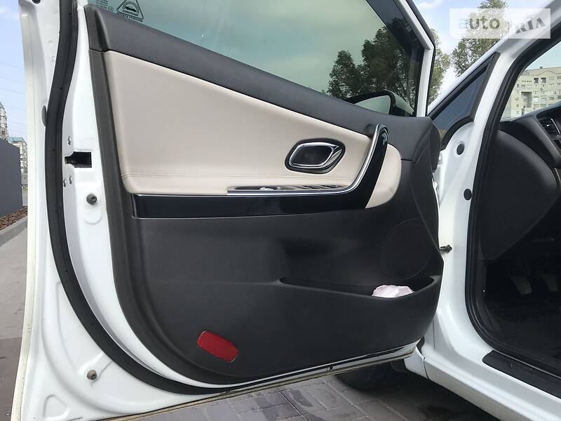 Хетчбек Kia Ceed 2013 в Дніпрі фото 34 Хетчбек Kia Ceed 2013 в Дніпрі