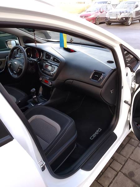 Універсал Kia Ceed 2013 в Луцьку