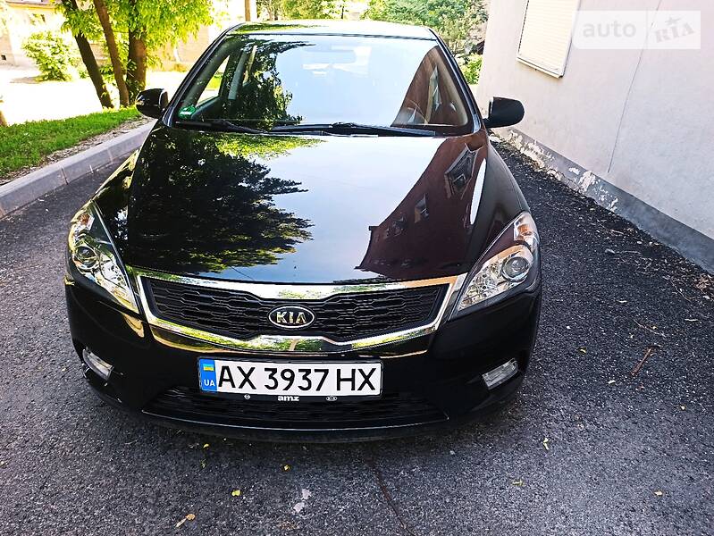 Хетчбек Kia Ceed 2011 в Харкові фото Хетчбек Kia Ceed 2011 в Харкові