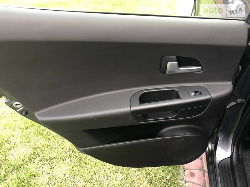 Універсал Kia Ceed 2010 в Луцьку