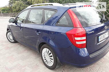 Универсал Kia Ceed 2009 в 