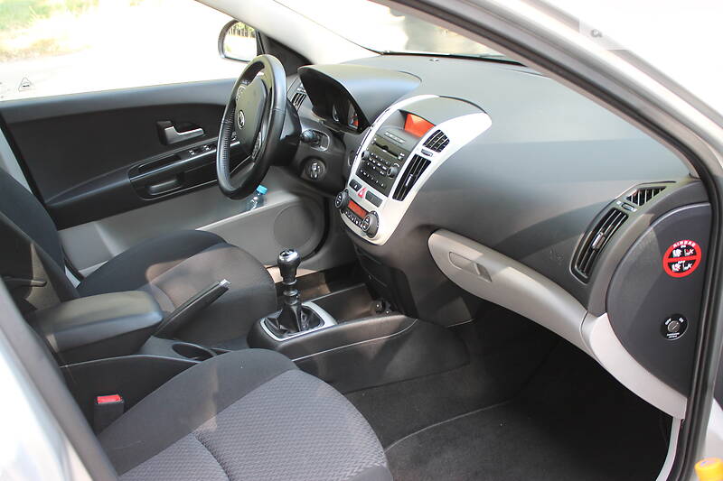 Універсал Kia Ceed 2007 в Сумах