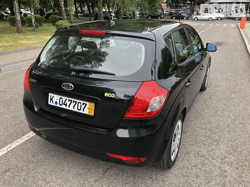 Хетчбек Kia Ceed 2009 в Рівному