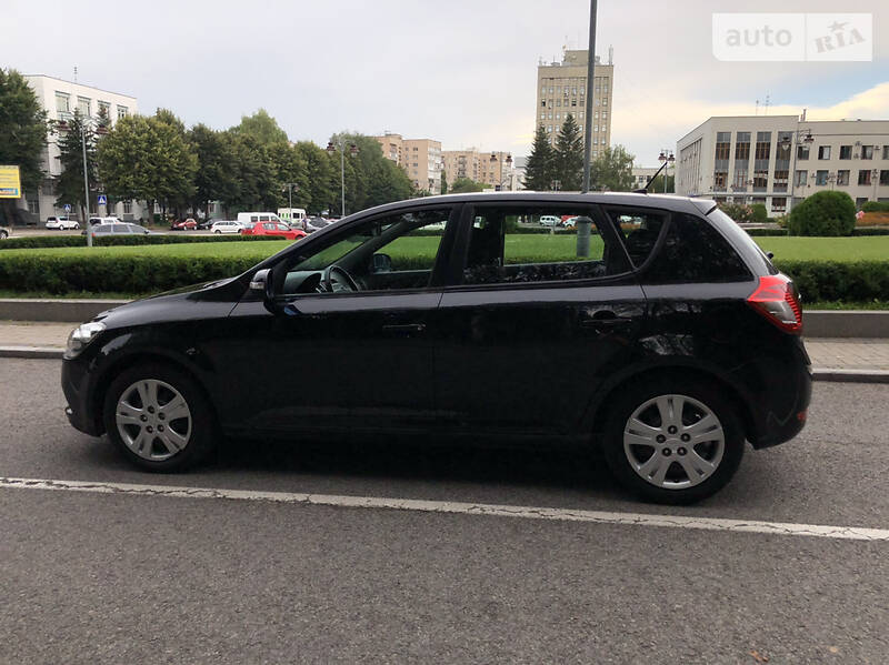 Хетчбек Kia Ceed 2009 в Рівному