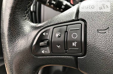 Хэтчбек Kia Ceed 2009 в 