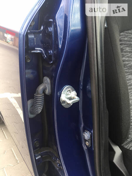 Хетчбек Kia Ceed 2009 в Києві фото 53 Хетчбек Kia Ceed 2009 в Києві