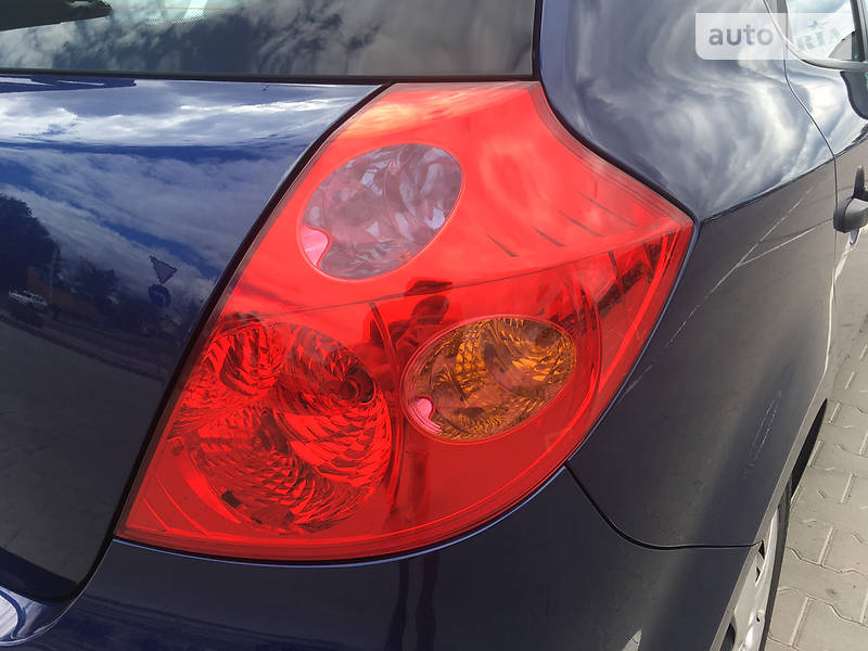 Хетчбек Kia Ceed 2009 в Києві фото 19 Хетчбек Kia Ceed 2009 в Києві