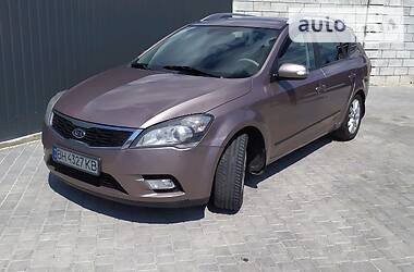 Универсал Kia Ceed 2010 в 