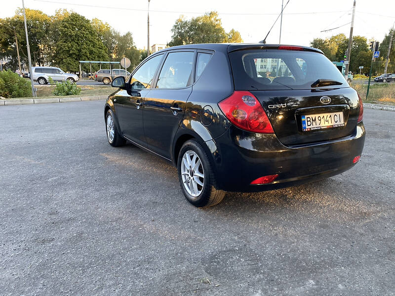 Хетчбек Kia Ceed 2007 в Сумах