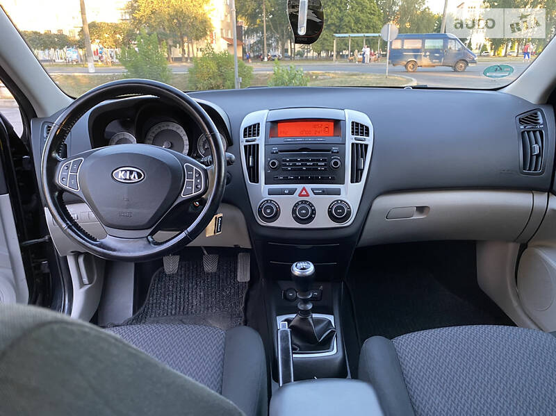 Хетчбек Kia Ceed 2007 в Сумах