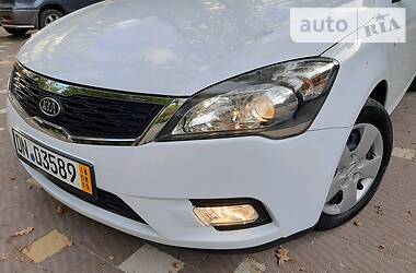 Универсал Kia Ceed 2009 в Трускавце