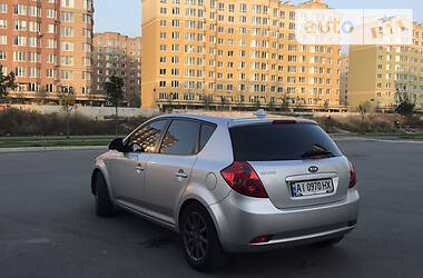 Хэтчбек Kia Ceed 2007 в Киеве