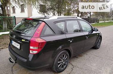 Универсал Kia Ceed 2010 в Стрые