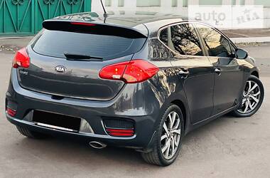 Хэтчбек Kia Ceed 2017 в Каменском