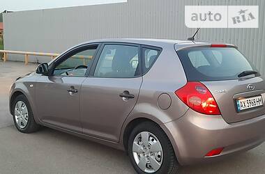 Хэтчбек Kia Ceed 2007 в Белой Церкви