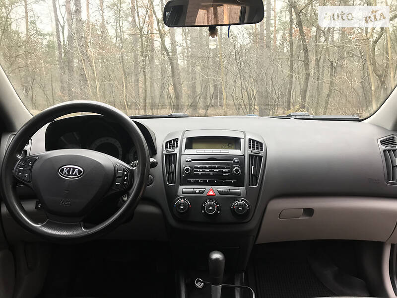 Хэтчбек Kia Ceed 2007 в Киеве