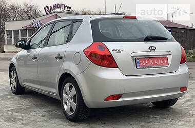 Хэтчбек Kia Ceed 2007 в Ковеле