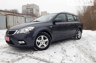 Універсал Kia Ceed 2010 в Харкові