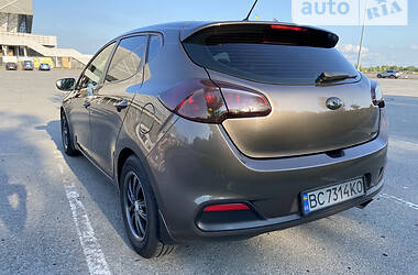 Хэтчбек Kia Ceed 2013 в Львове